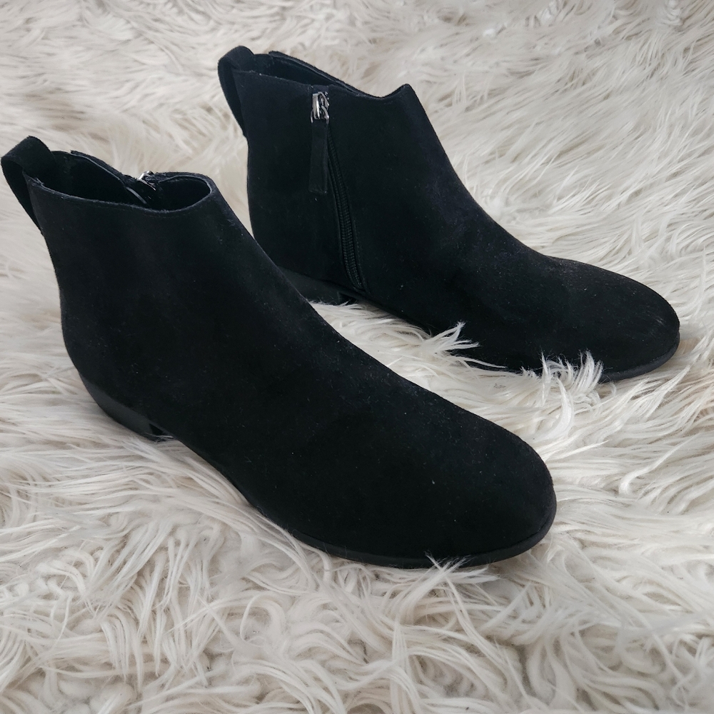 Aerosoles suede booties size 8.5